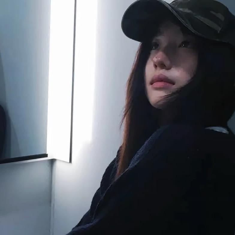李英赫