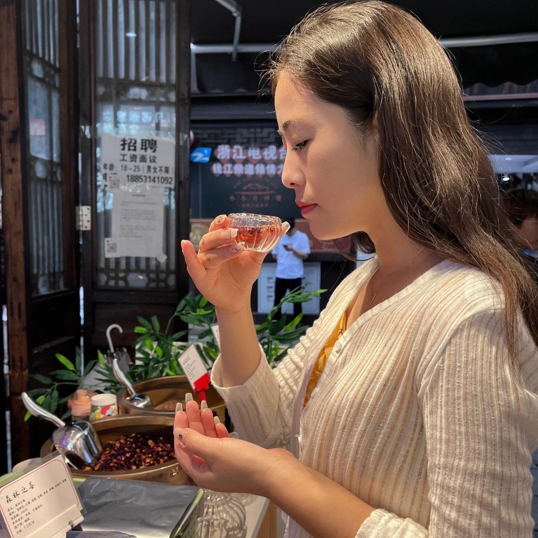 三悦美睫（招学员）