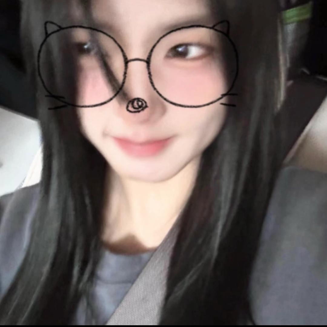 .🐰.