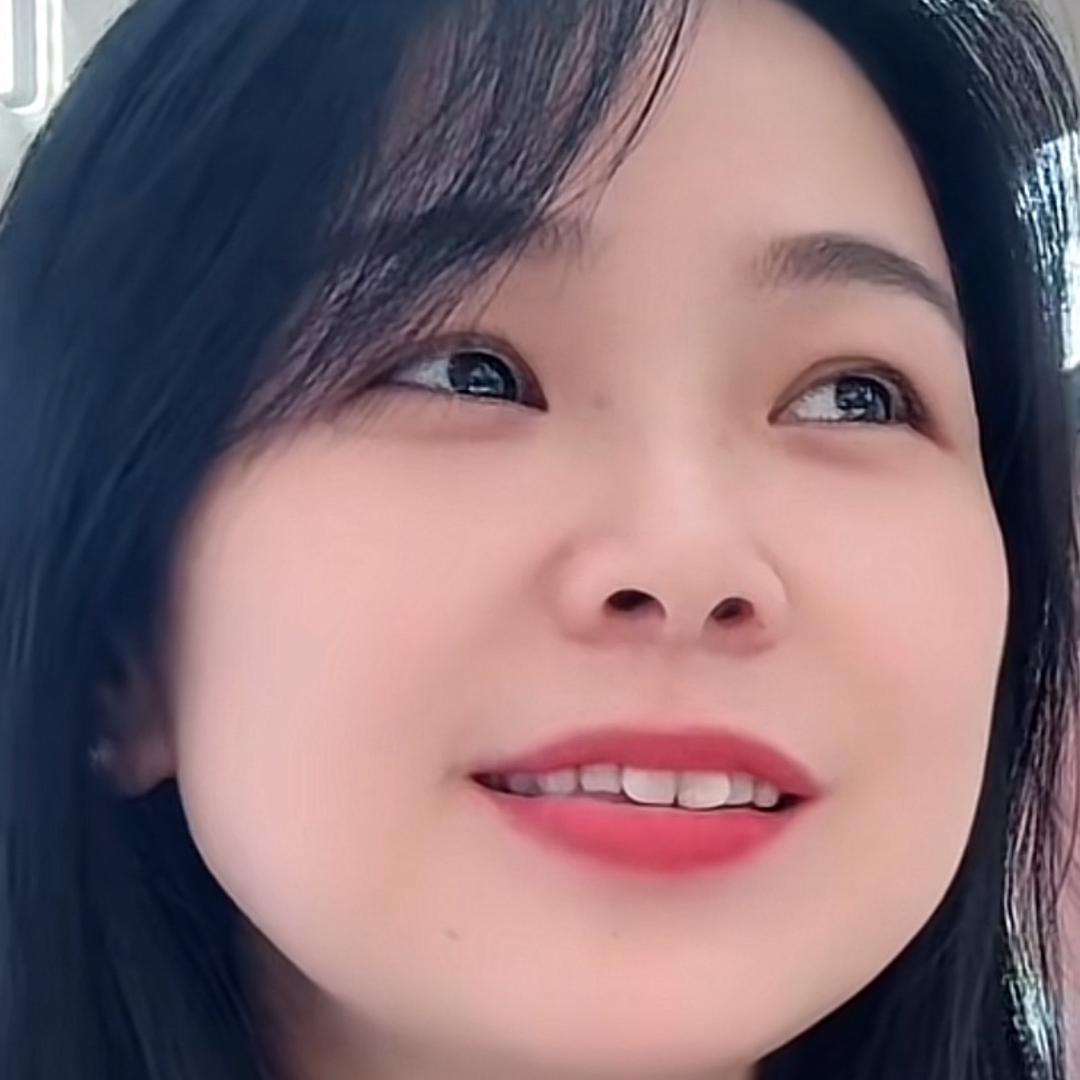 爱唱歌的玲子