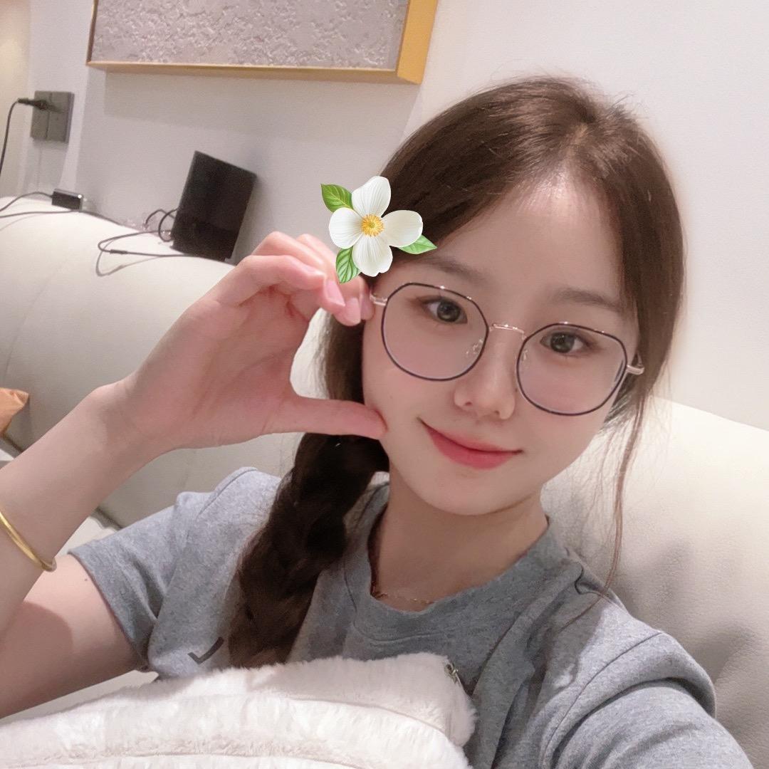 ✨：拾  柒