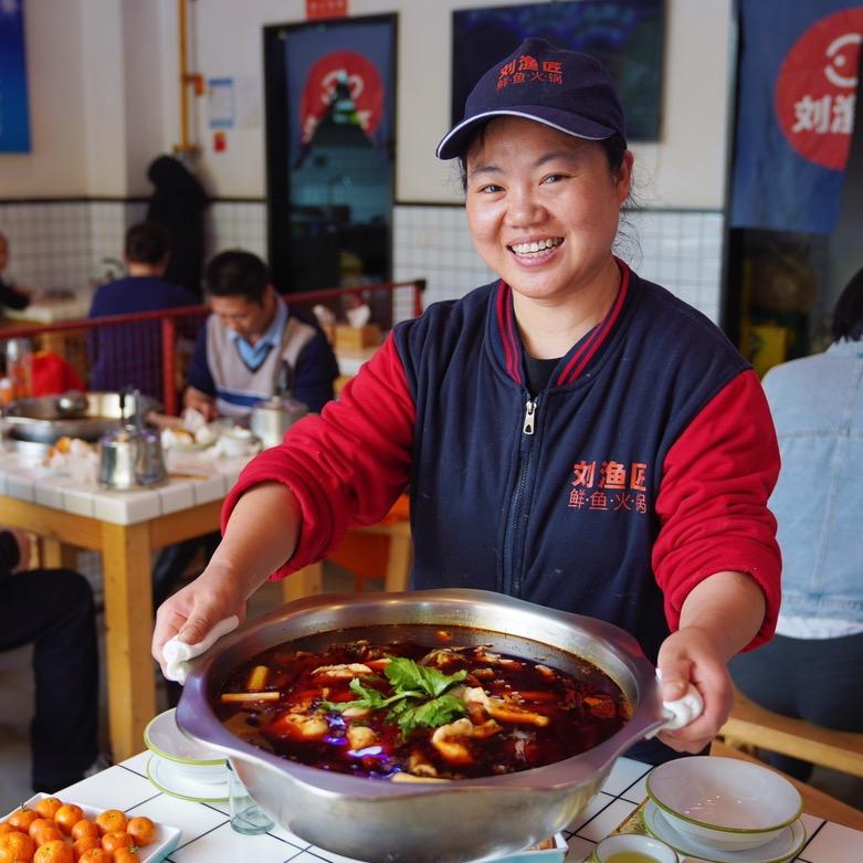 小莉的鱼火锅店