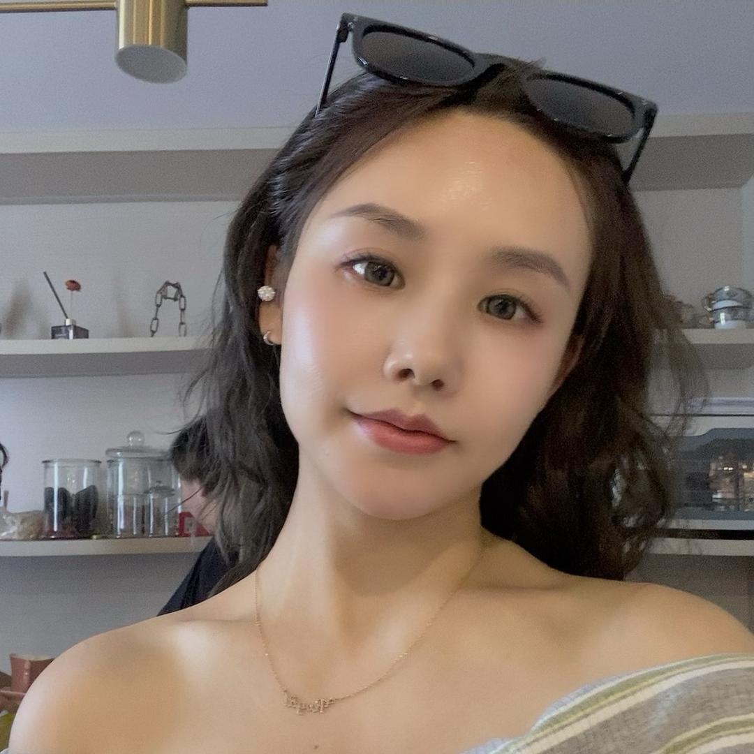 湖州蓝鹰美业—茵茵