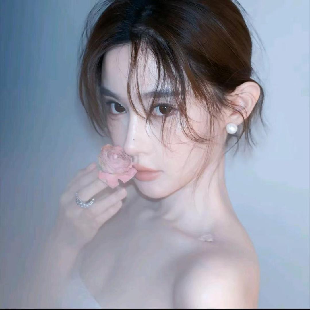 瓜瓜 ART ME-每日穿搭