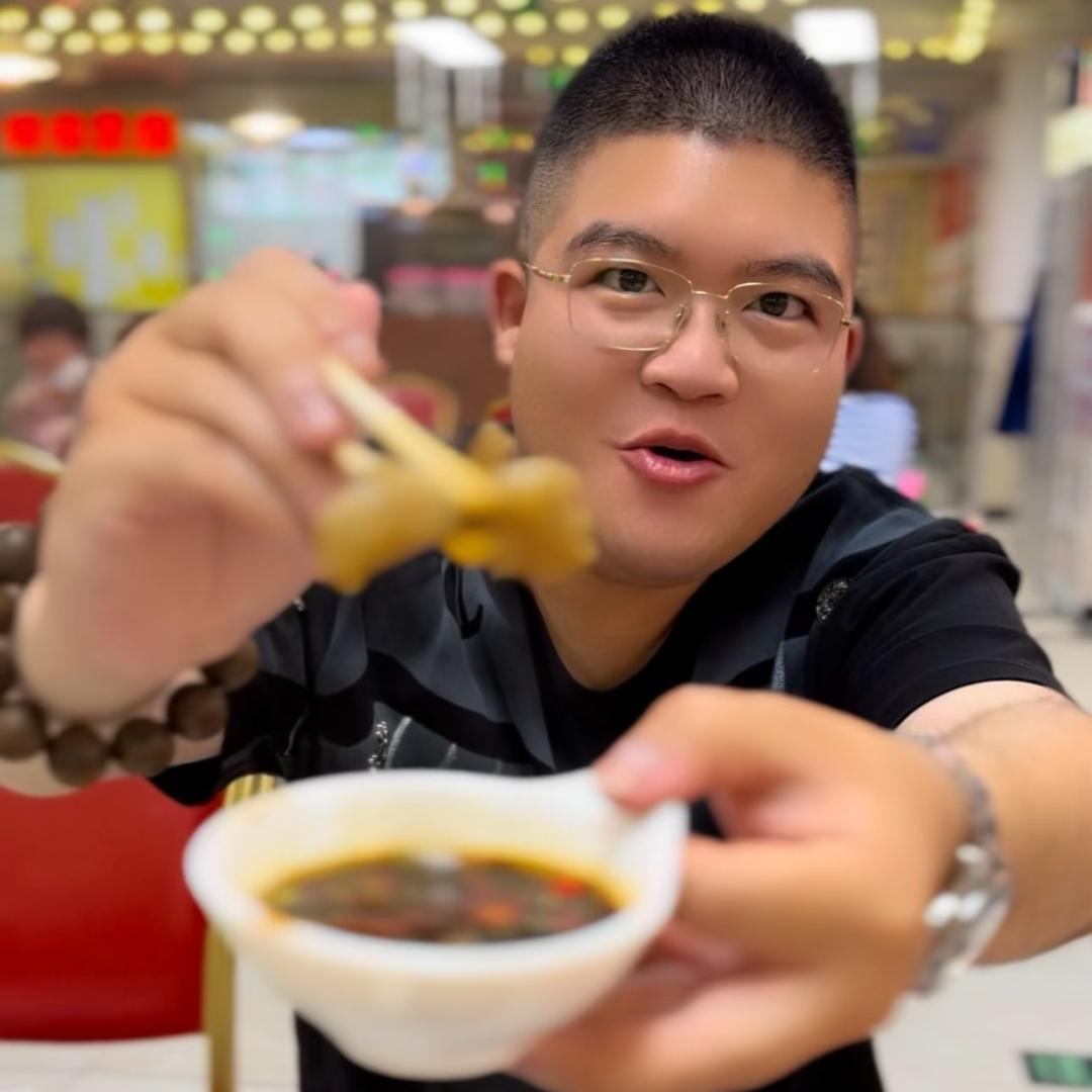 小陈来了