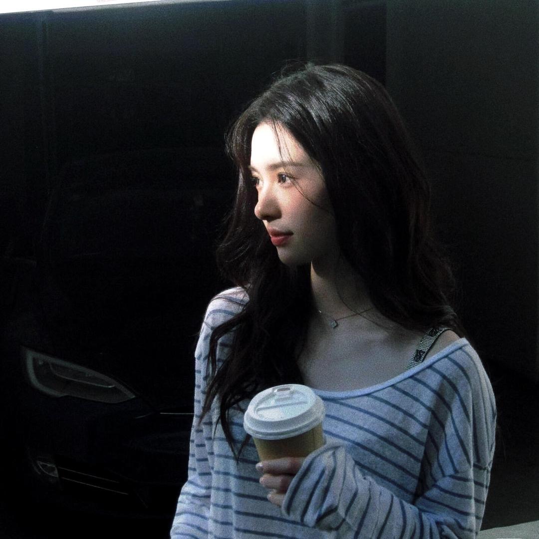 ᴇᴇ