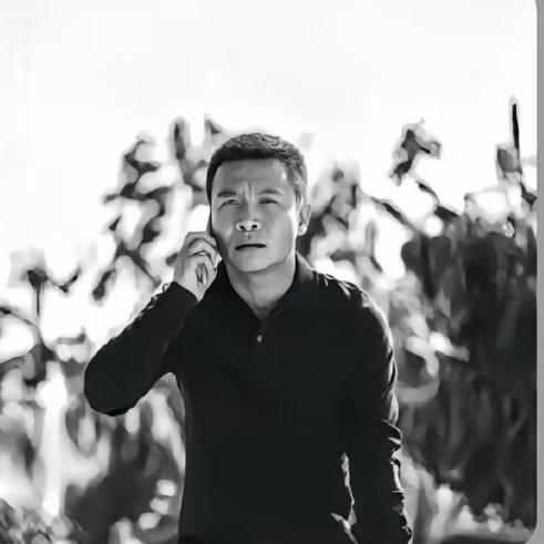 小航没钱打老婆.