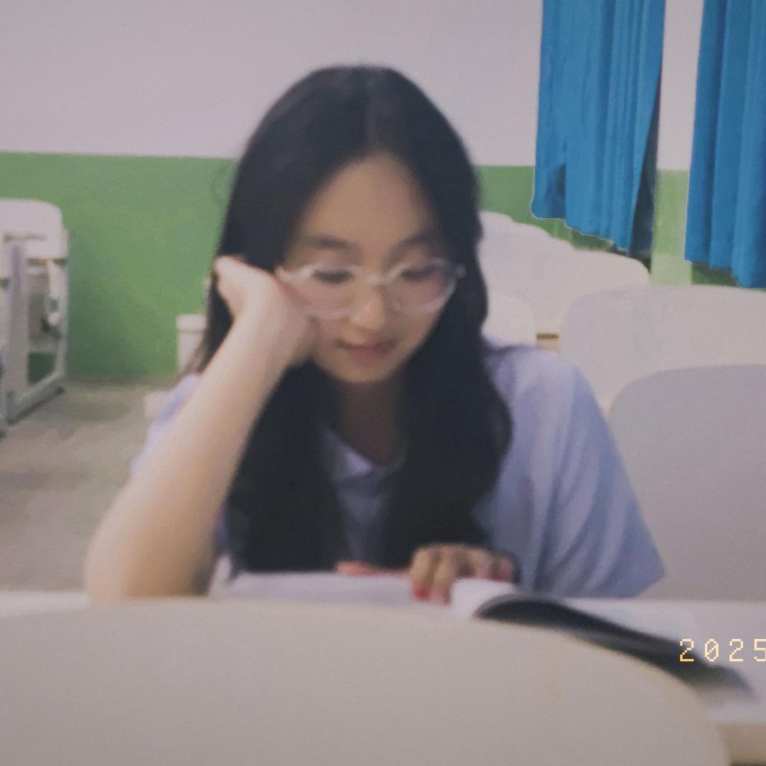 双龙之子晏桃头像