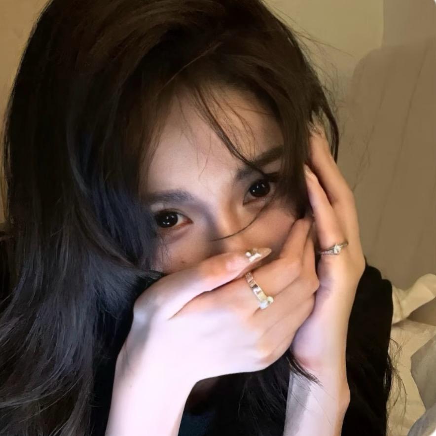 草莓味的小仙女！