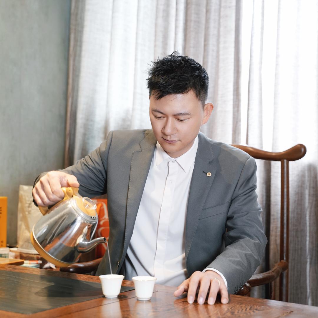张贺口周美学