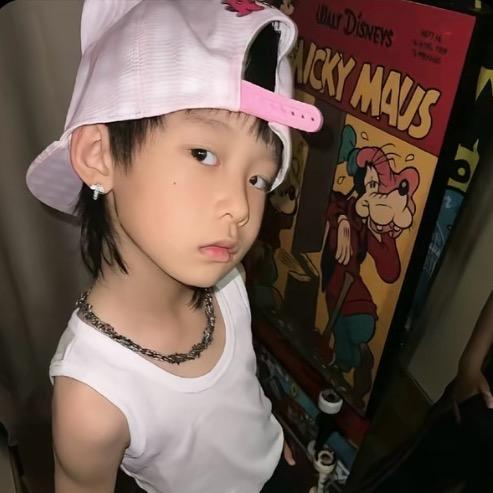 @扎个小揪揪