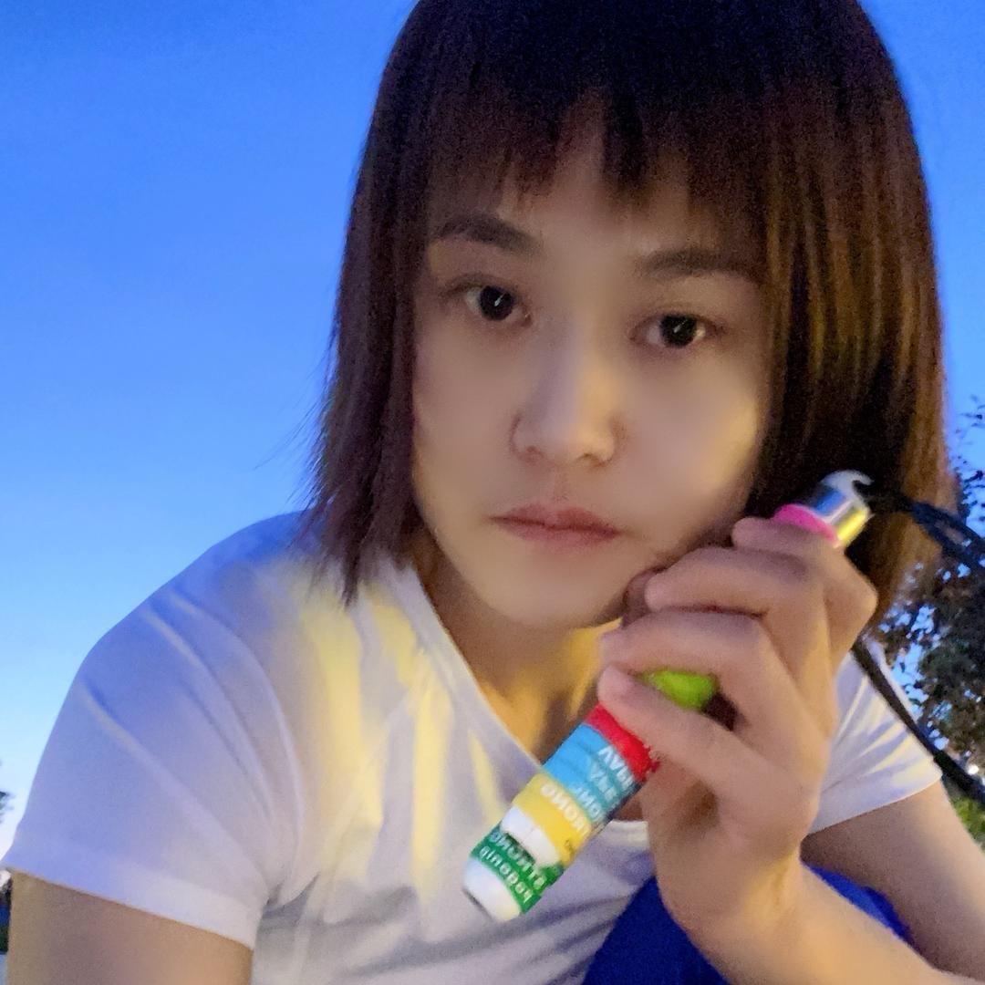A苹果