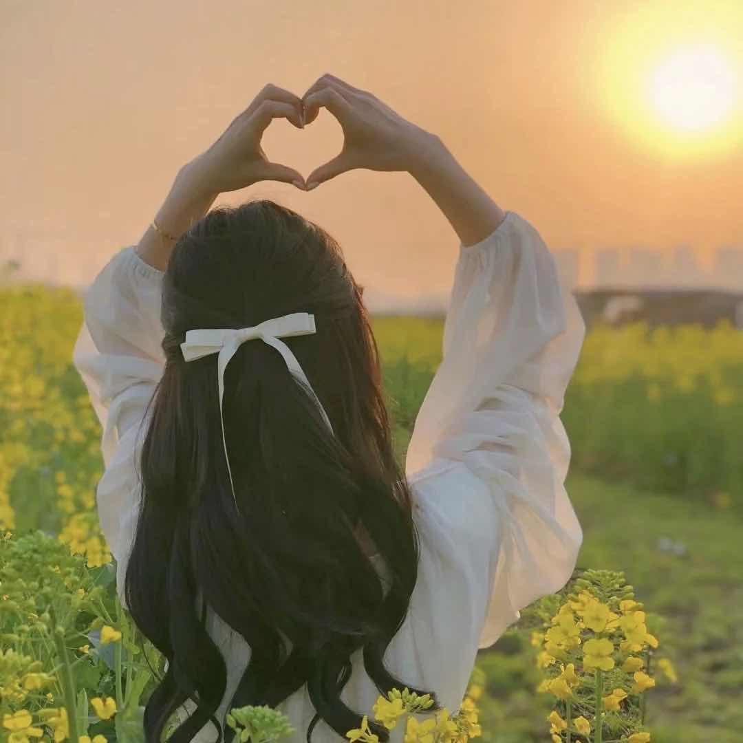 米欧甄选服装商行