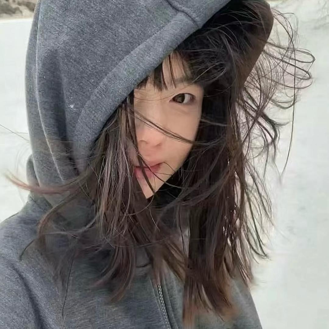 摆烂小鱼