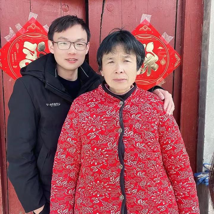 雪影亲四哥（大帅）