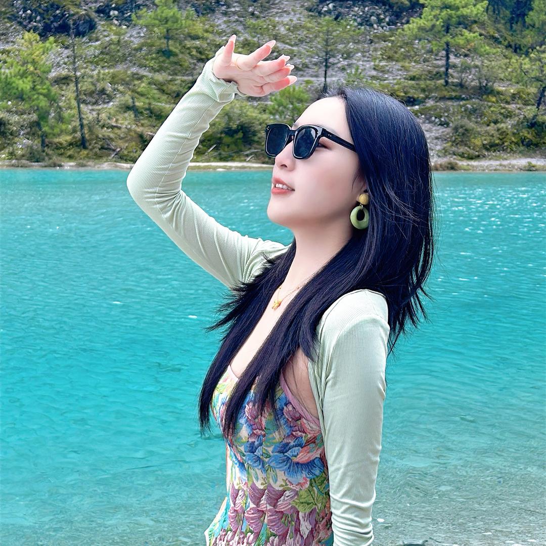 甜妹蕾蕾