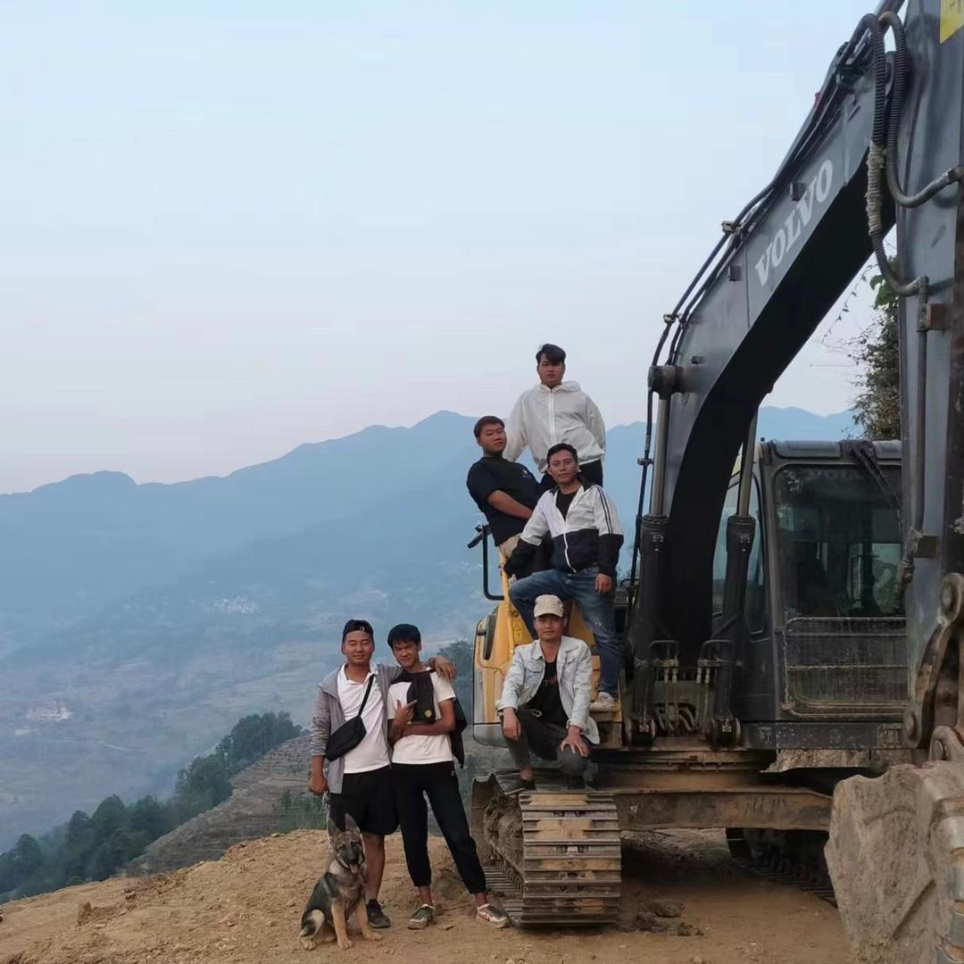 红河老马挖机培训基地教学