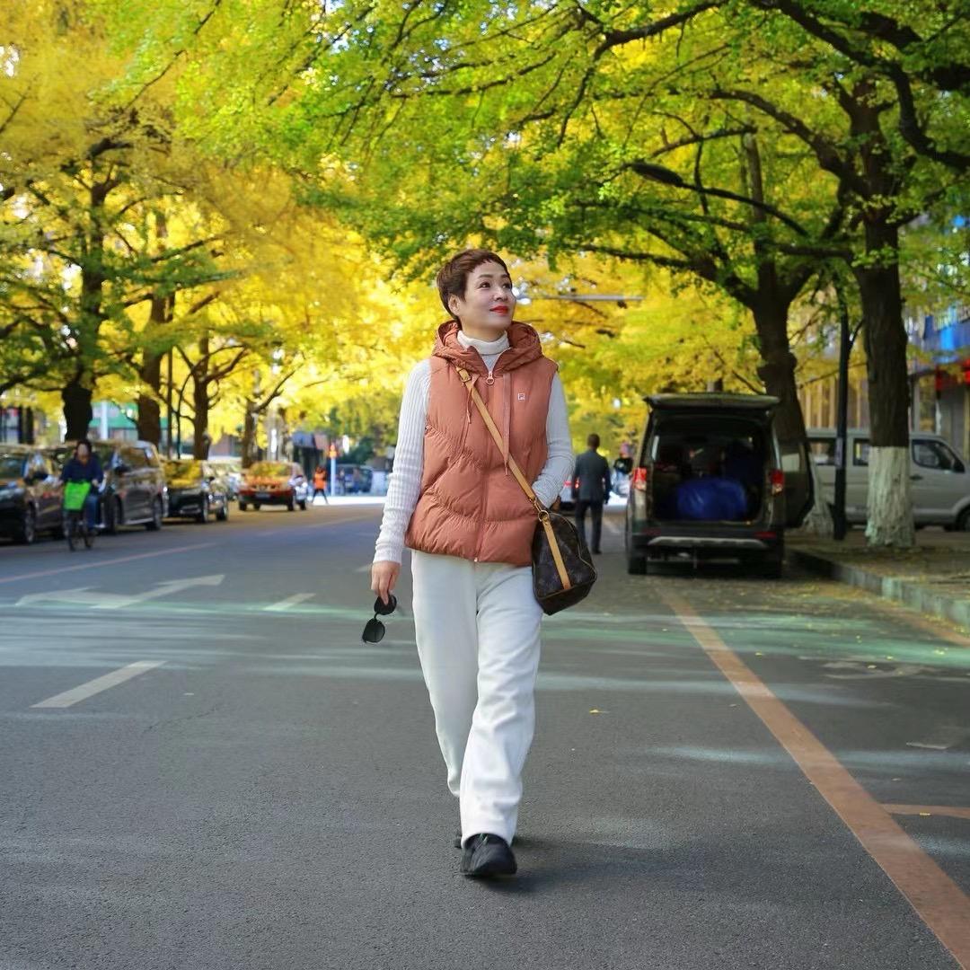 敏儿学舞