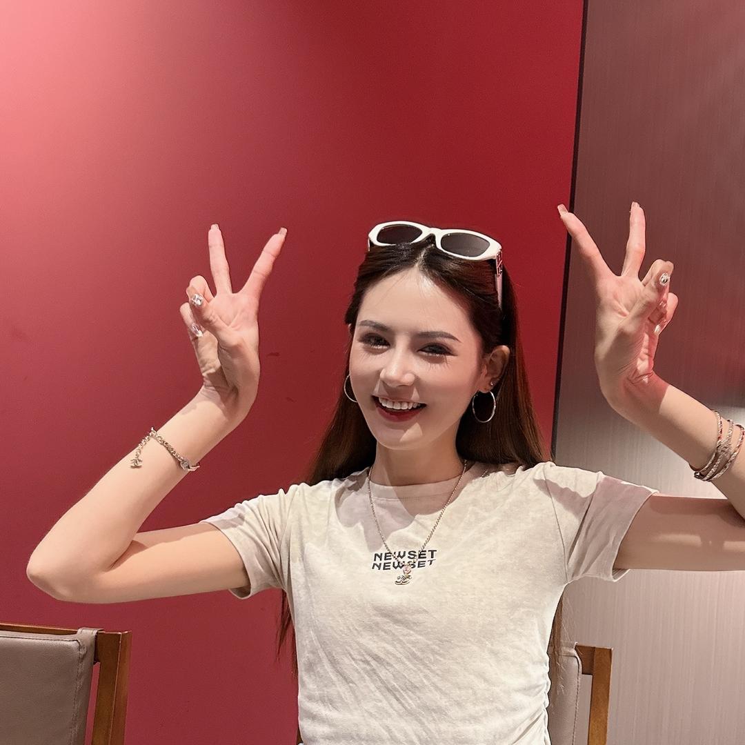 ㅤㅤㅤ甜豆儿奢品