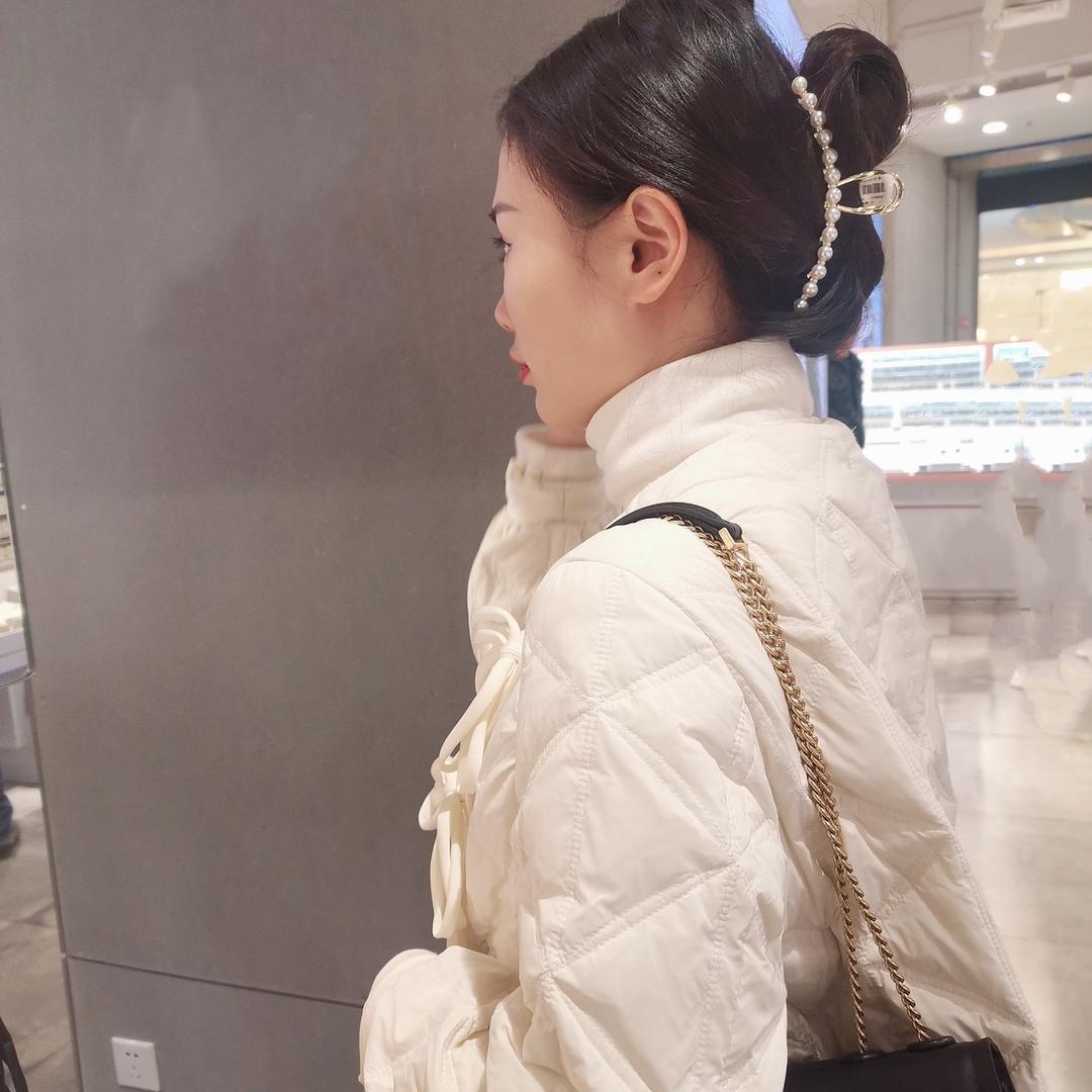 . Miss   張、