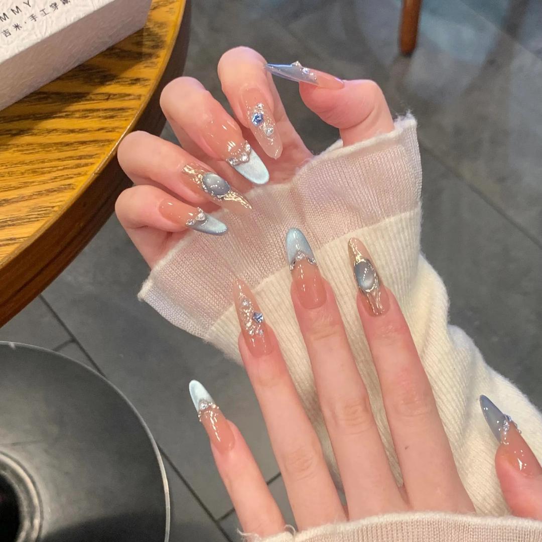 CC的穿戴甲日记