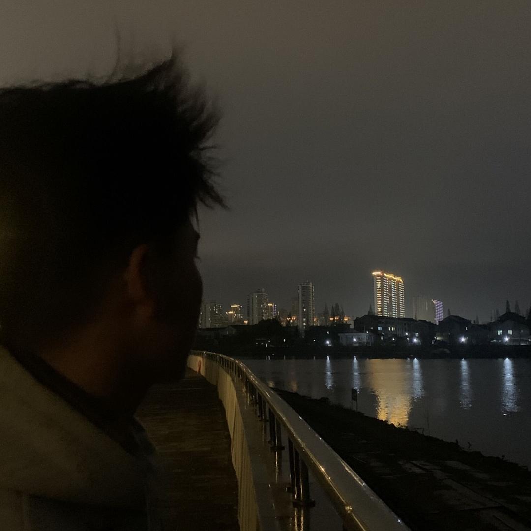 小汪同学.