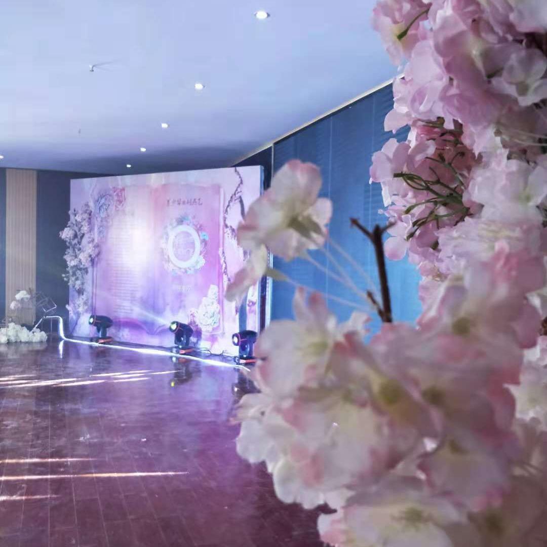 泪如雨下