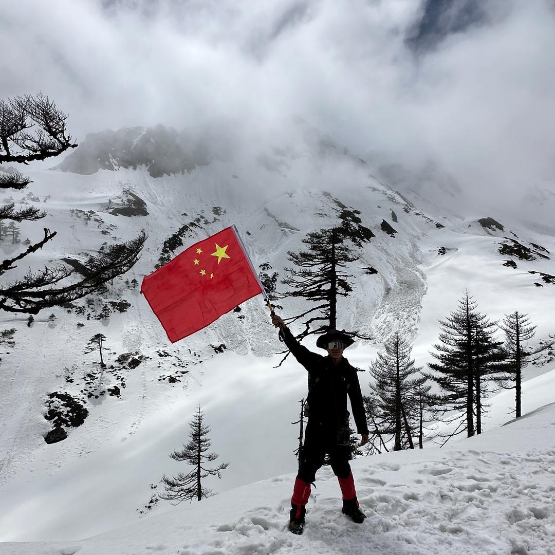 户外小杨（徒步爬山🧗）