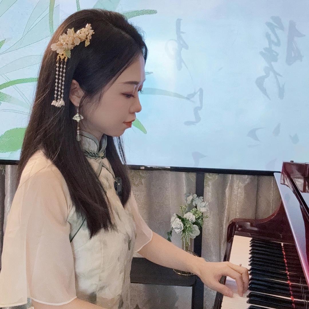 何老师钢琴课堂