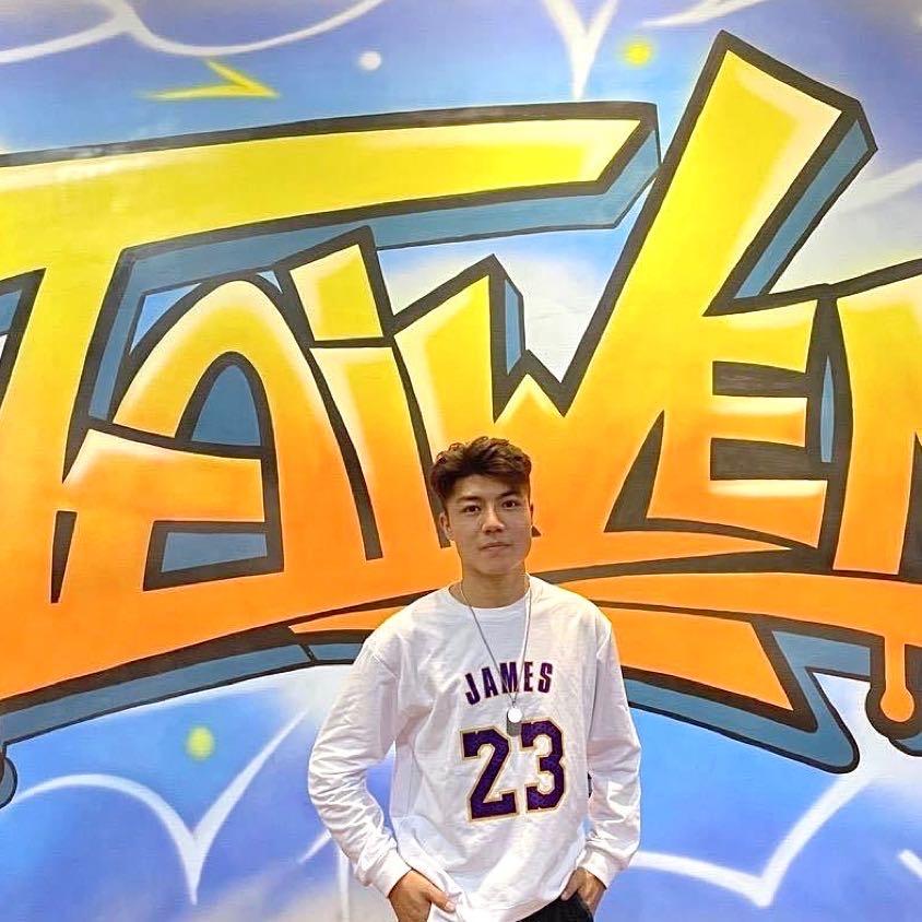 昆明龙悦花样跳绳-小范