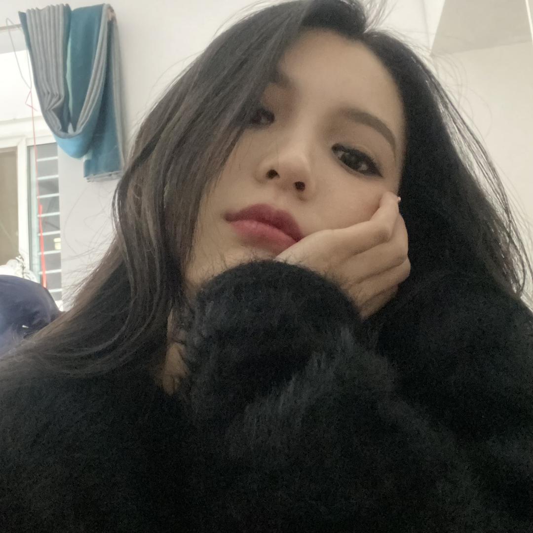 是个酷妹儿