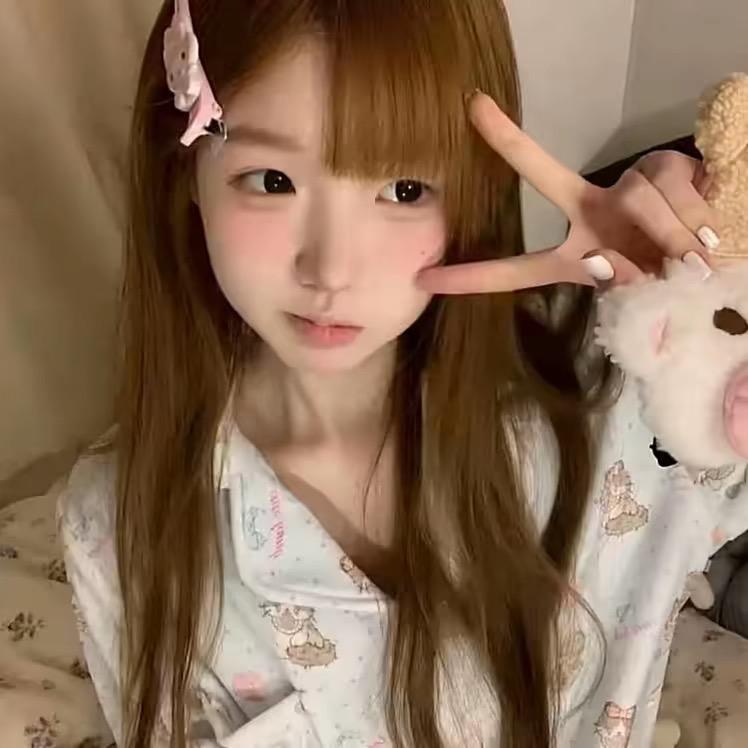 笨蛋比个耶_^