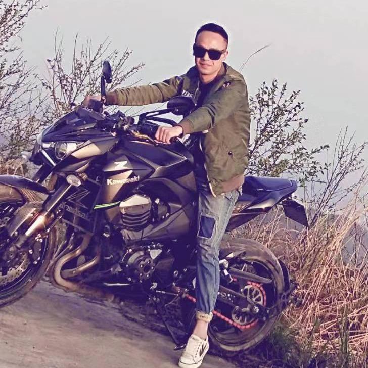 遵义明益二手车行 杨哥哥