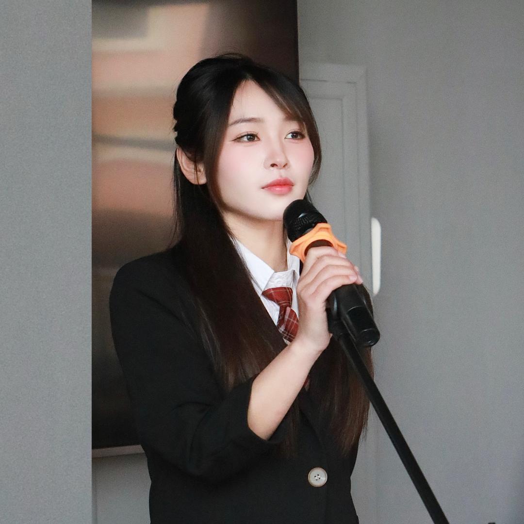 刘雨珊🎙️