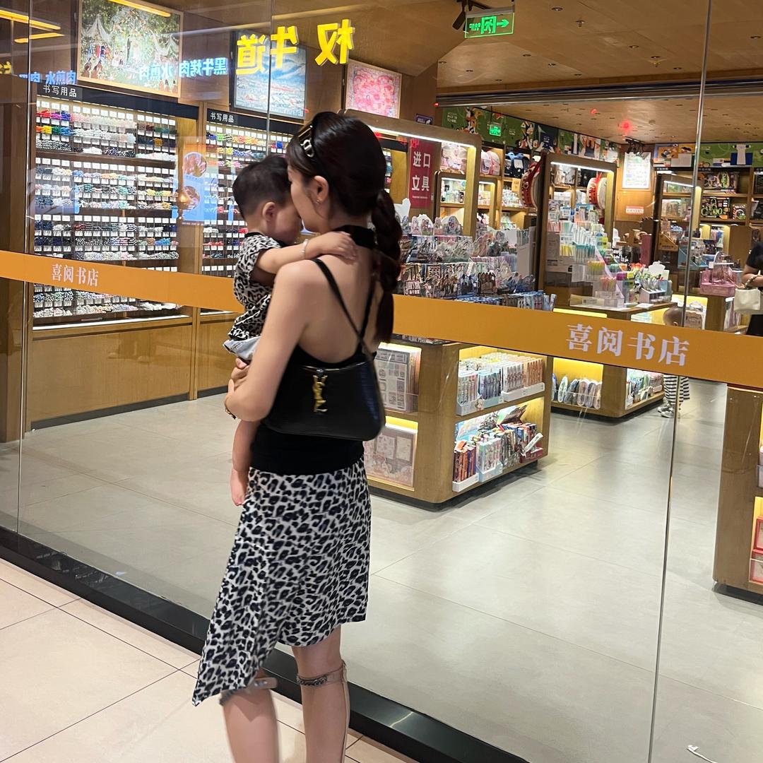 化妆师欢欢吖~🐰🐰