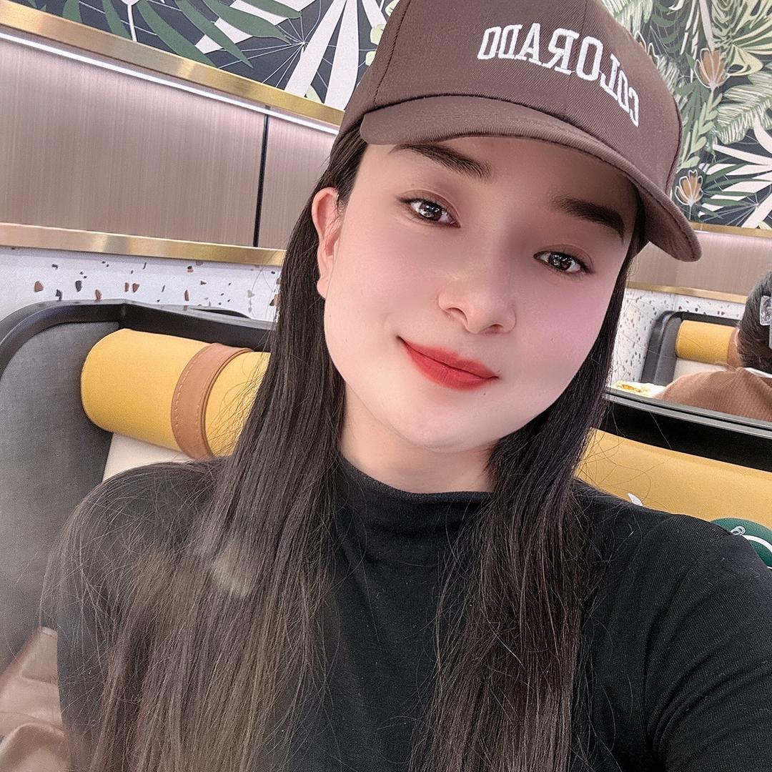 丽丽的小树洞