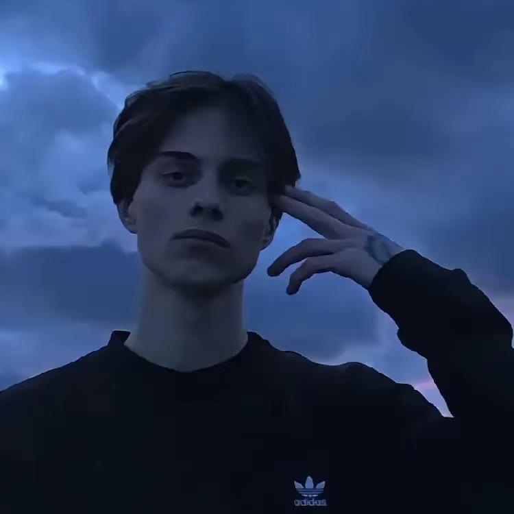 √3️⃣7️⃣=