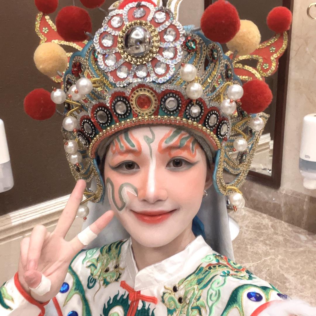 周不娴