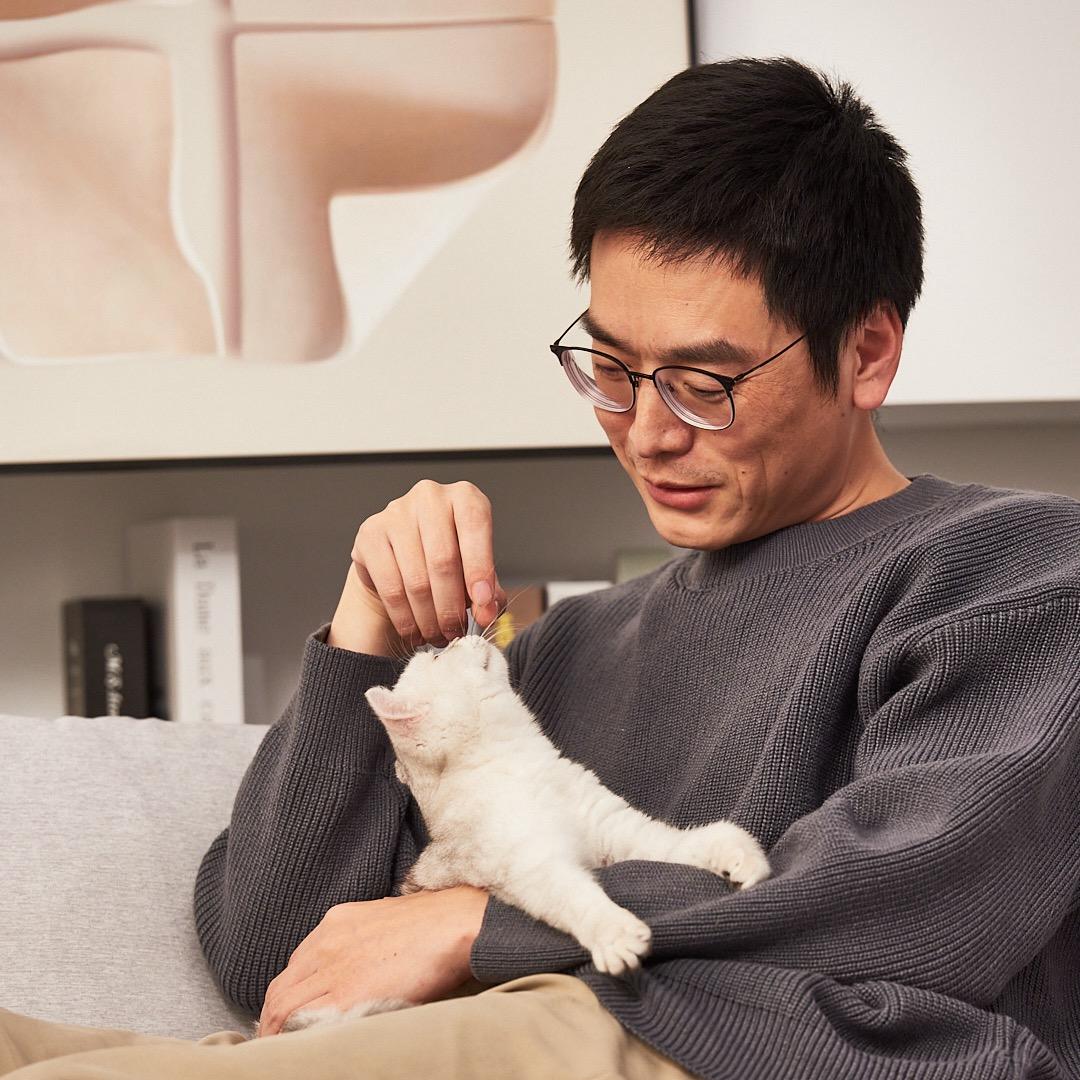 卫仕吕少骏