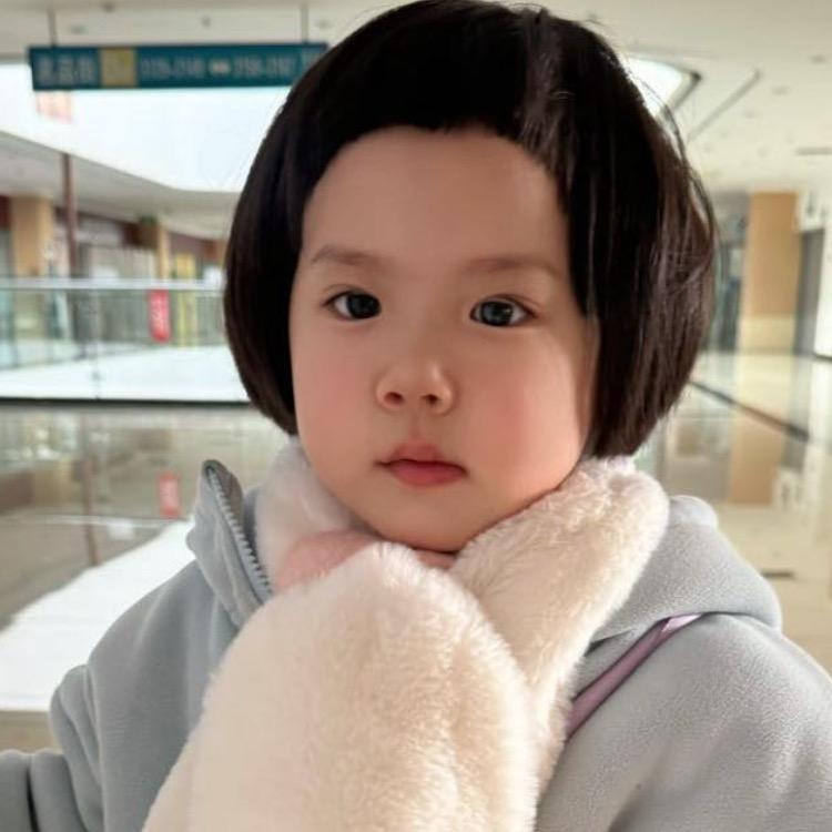 四川小孩幺幺