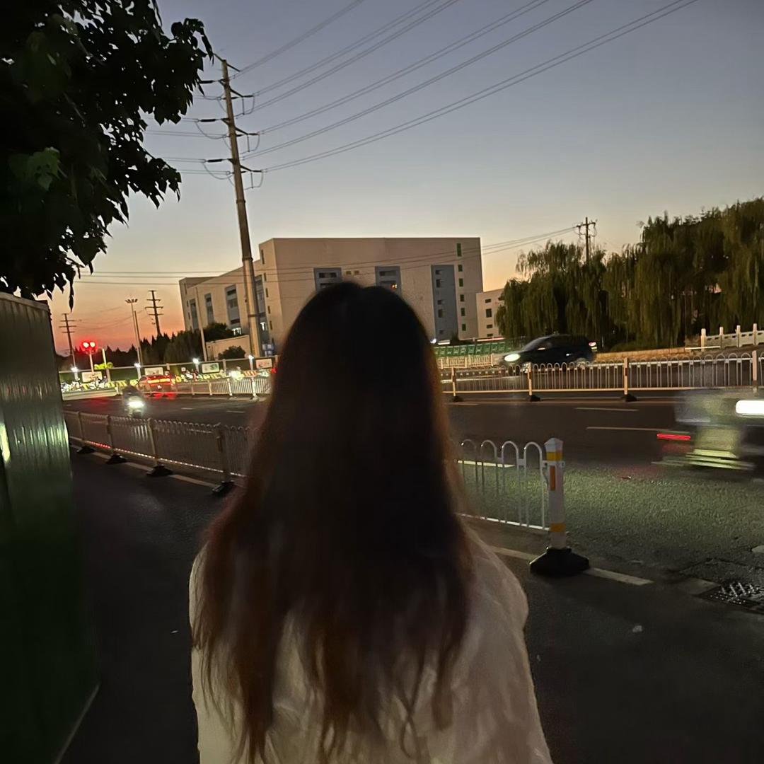 小刘喜欢喝🍻🧋