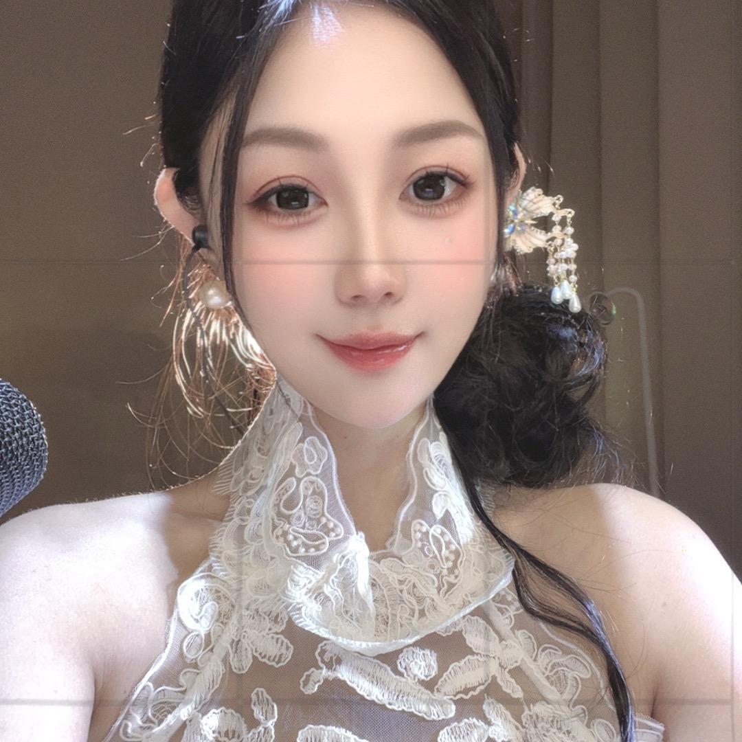是静静呀（单亲妈妈)