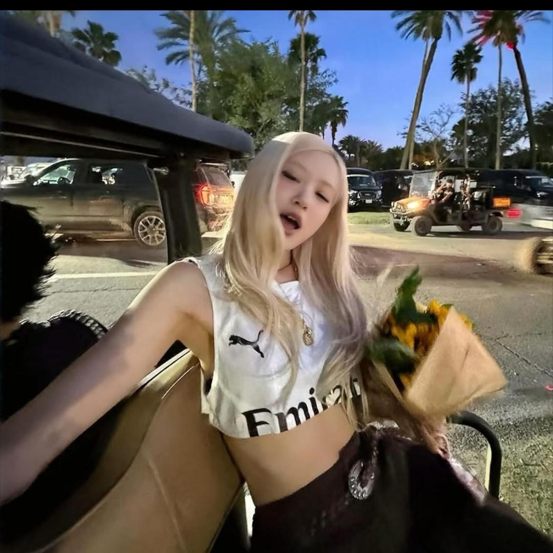 ᙆ  z  𝙕