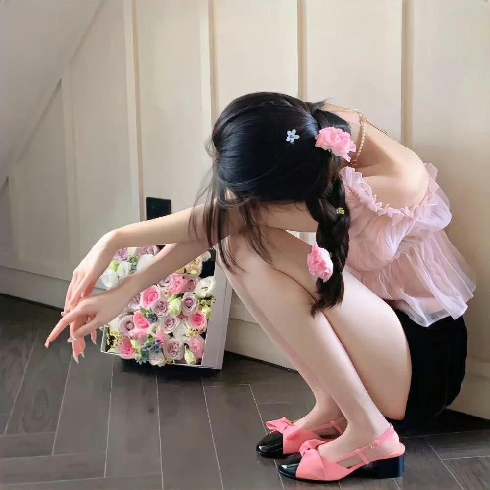 小乖.