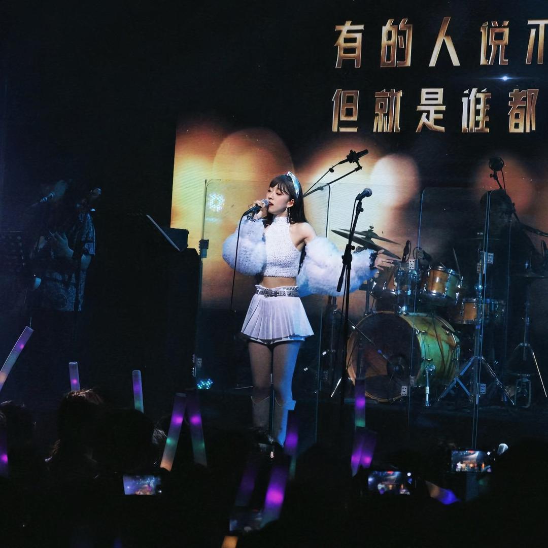 咖啡殷Lina