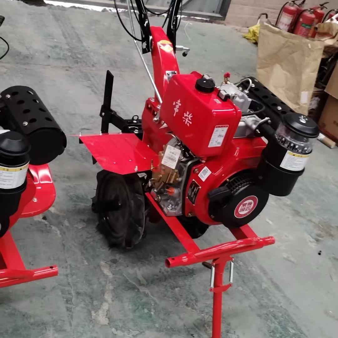 当车门关上的一瞬间