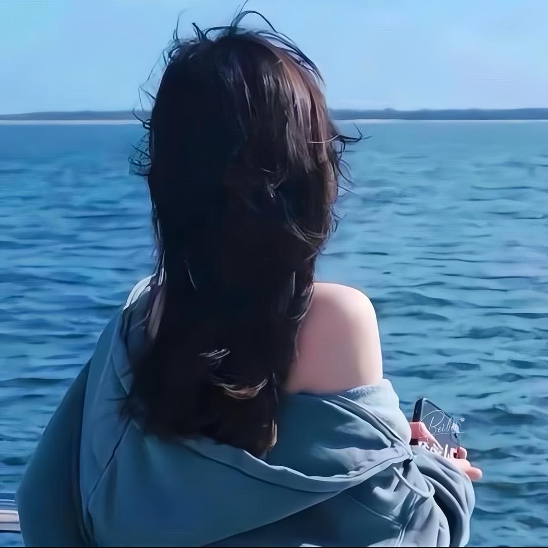 倾城北北💚💙🌙