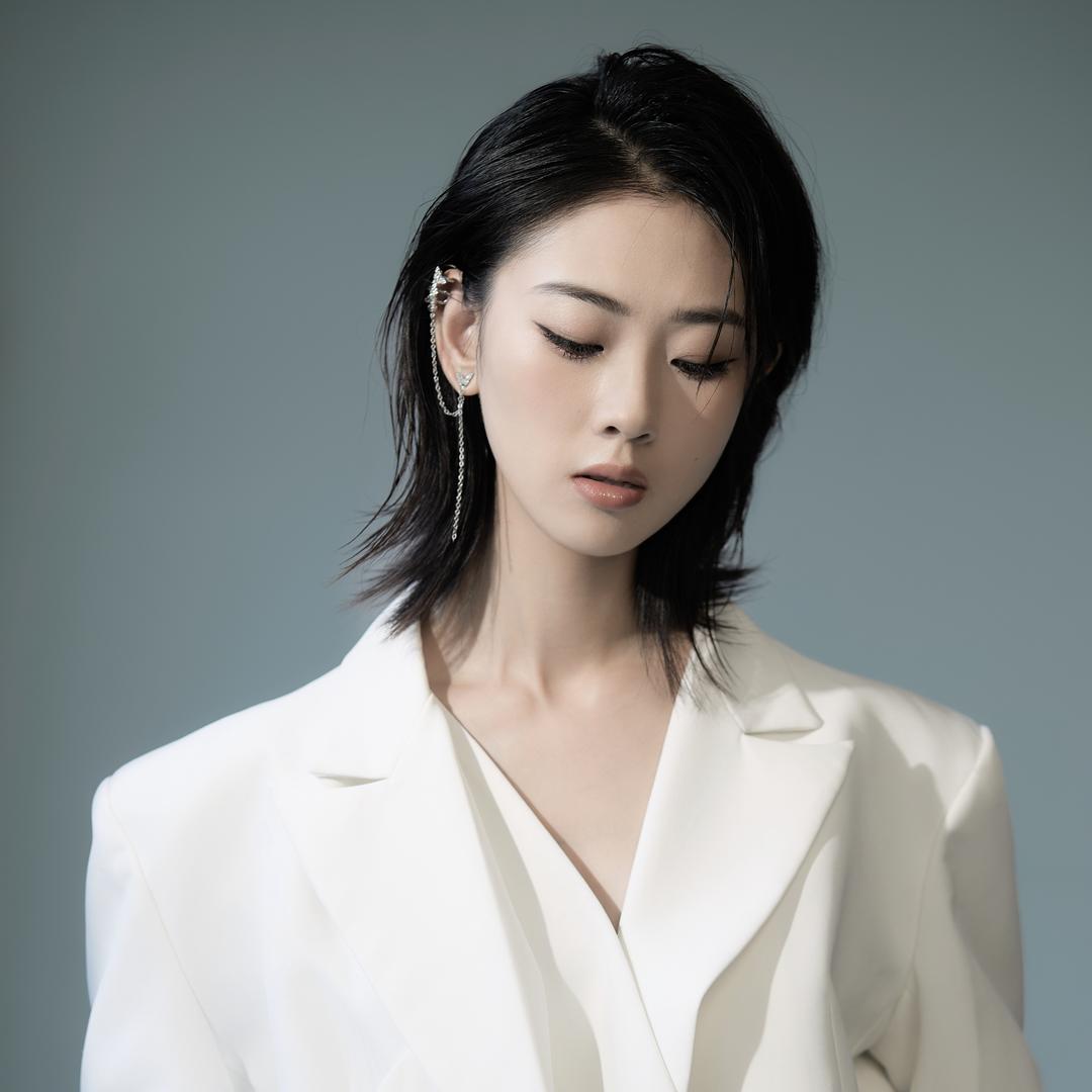 重庆 尚辰一佳美发学校  Nancy