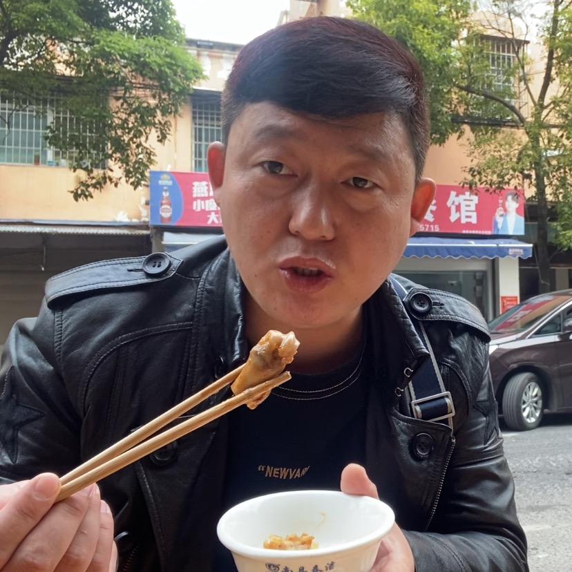 东北阿华在武汉@抖音