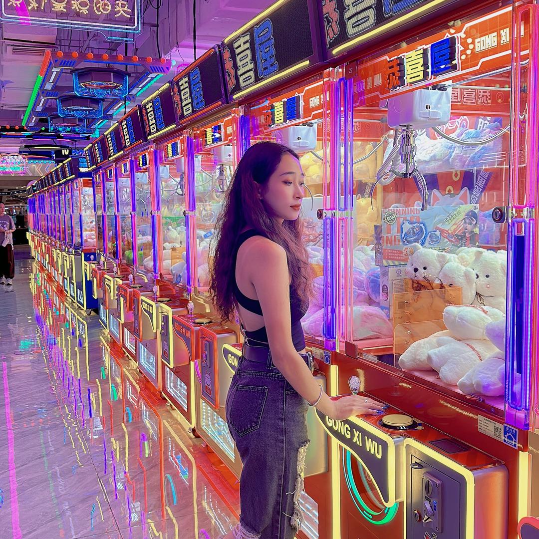 🦋·芳爺💫